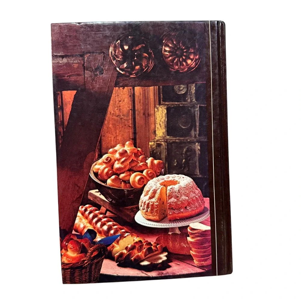 Reader's Digest Secrets of Better Cooking Hardcover 1973 Vintage Cookbook 1975